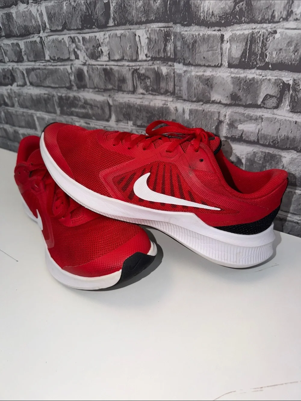 Nike Red and White Running Sneakers‎